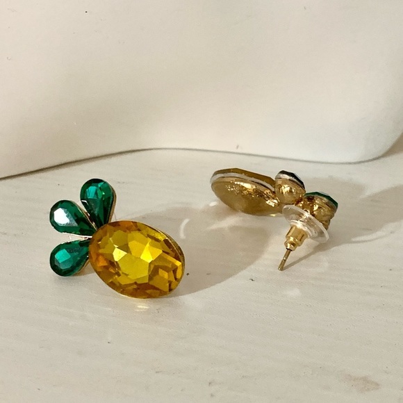 Pineapple earrings - Picture 3 of 4